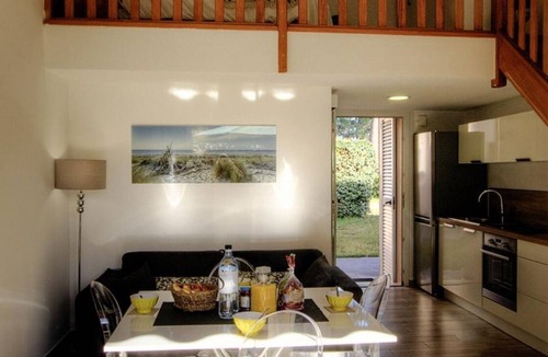 Pineto Condo | Mini Villa les Pieds Dans Leau