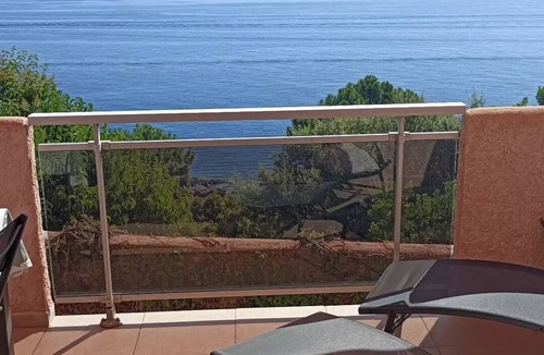 Tarcu Villa | MINI VILLA WITH SEA VIEW TERRACE