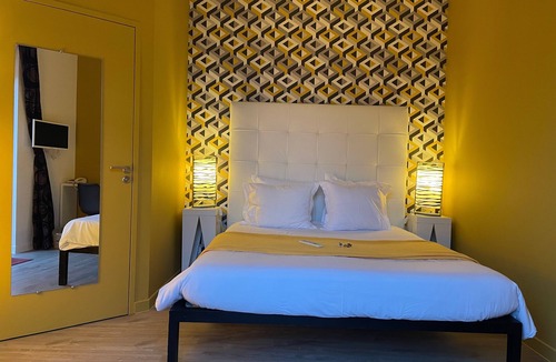 Biarritz Hotel | Mirano