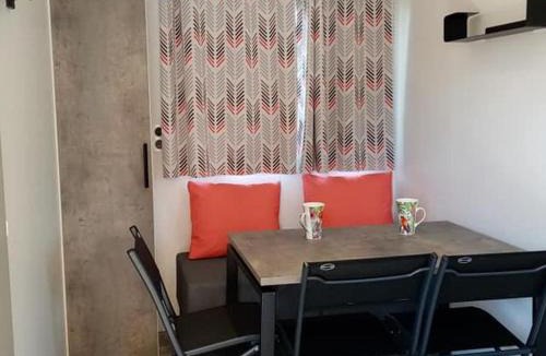 Treguennec Other | Mobil-home confortable avec terrasse à Tréguennec - API-1-52-1091