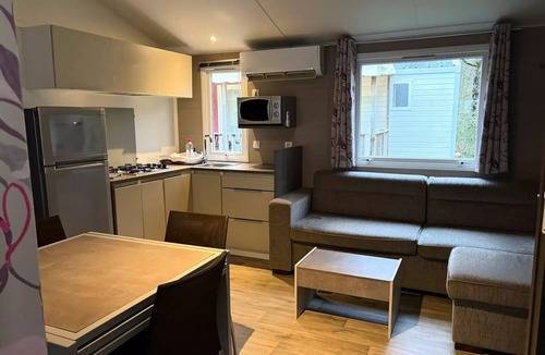 Saint-Mande-sur-Bredoire House | Mobile Home 24Bis (sleeps 6)