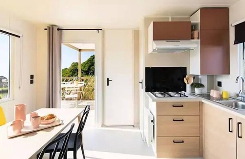 Nans-les-Pins House | Mobile Home | Comfort | 2 Bedrooms | 4 Guests | Small Terrace | A/C