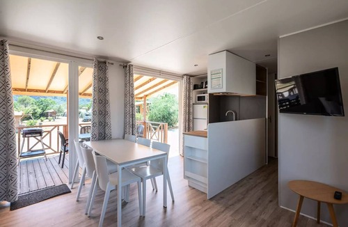 Le Muy Ski Chalet | Mobile home Esterel 6 persons