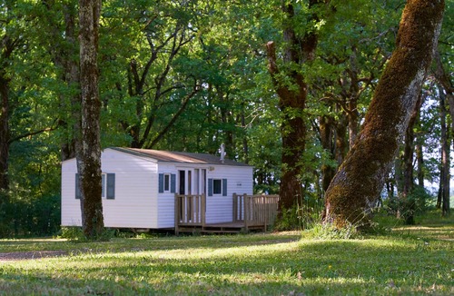 Payrac House | Mobile home in a quiet, natural campsite near Rocamadour