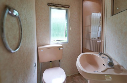 Payrac House | MOBILHOME with bamboo straw hut near rocamadour