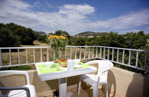 L'Ile-Rousse Apartment | Modern 3-Guest Apartment in L'Ile Rousse