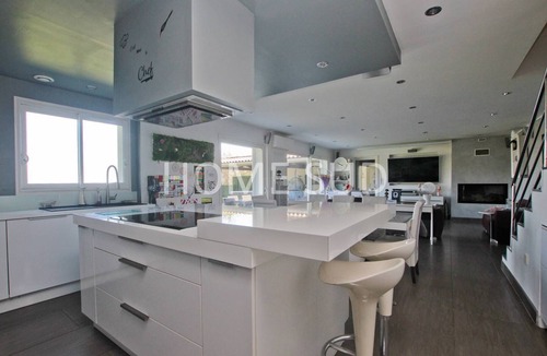 Speracedes House | Modern 4 bedroom villa with jacuzzi et private pool - 25 km from Cannes