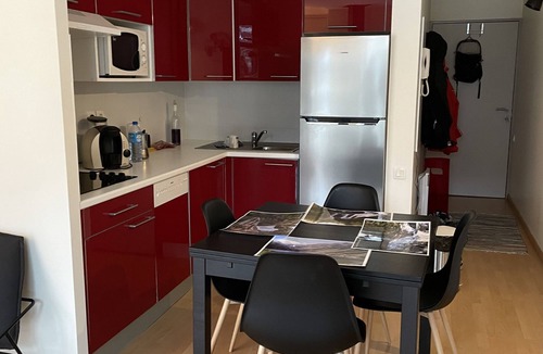 Cauterets Apartment | Modern apartment at the foot of the cable car and thermal baths