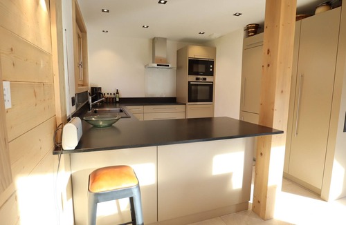 Les Gets Ski Chalet | Modern Chalet, South-Facing, 600m to Village and Slopes