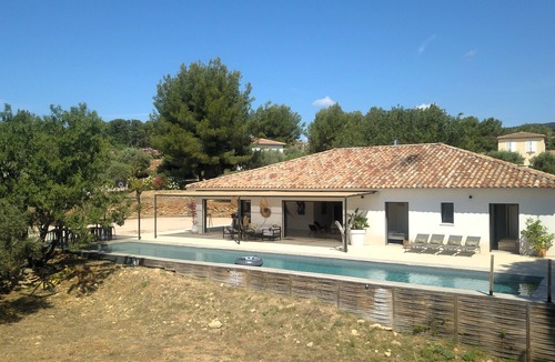 La Cadiere-d'Azur Villa | Modern single-storey villa (8p) with 20m heated pool
