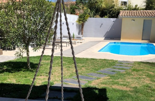 Allauch Villa | Modern villa between sea and hill