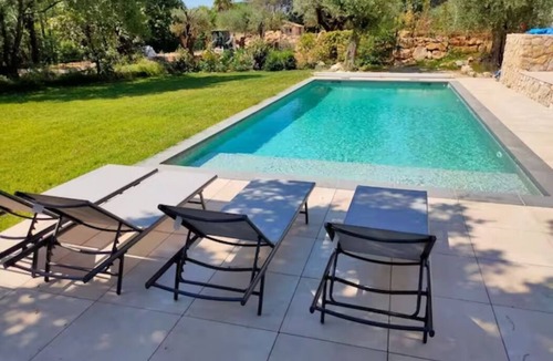 Le Collet Villa | Modern Villa With Pool Near Valbonne