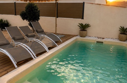 Figari House | Modern villa with private pool in Figari
