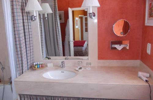 Brantome-en-Perigord Hotel | Moulin de l'Abbaye