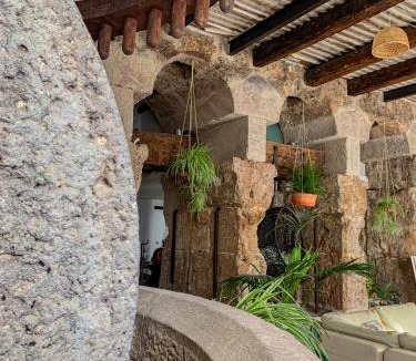 Les Arcs-sur-Argens Bed & Breakfast | Moulin Lombard B&B Chambre et table d Hôtes Massages & Bien-être