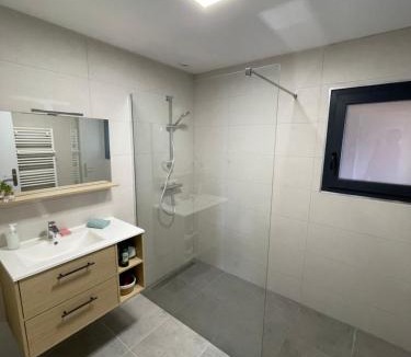 Plouigneau Villa | Mur des Horizons