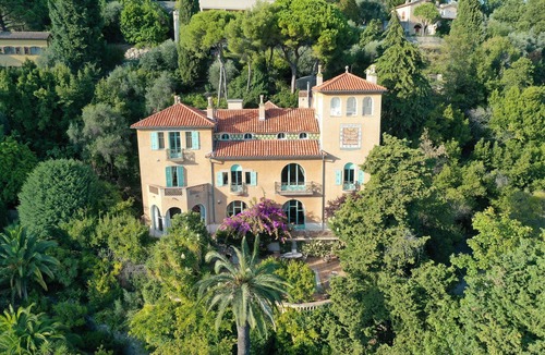 Grasse Villa | Neo-Provencal perfumer's villa with listed park and breathtaking views