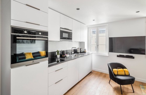 Dinan - Saint-Malo Apartment | Neruda - Le 31 bis - Appt proche centre Rennes