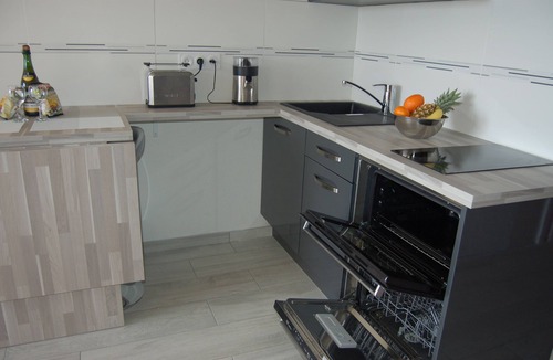 Saint-Pierre-Quiberon Apartment | New 180 ° panoramic sea view studio on Quiberon bay and beach access