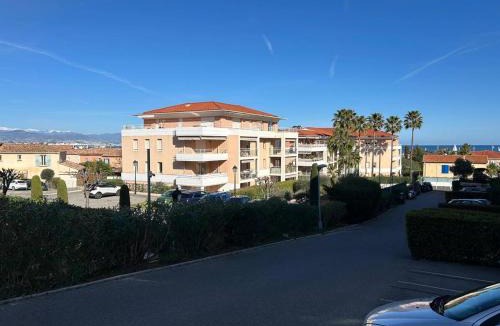 Plaine de la Brague Apartment | New accommodation with balcony and parking