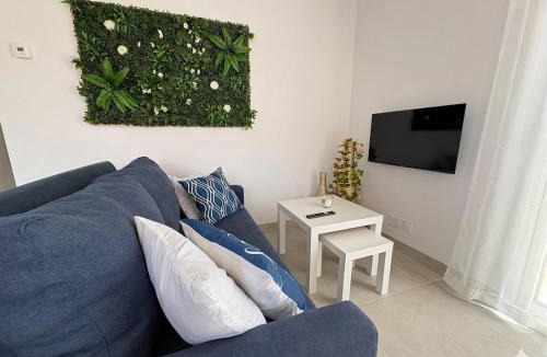 Maureillas-Las-Illas Apartment | New flat, Private hot tub, garden, AC near Argelès beaches