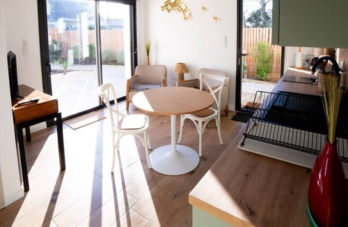 Mesquer Apartment | New gite between marsh, beach and typical Breton port.