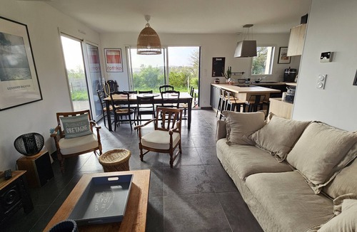Carantec House | New house with small sea view close to the beach