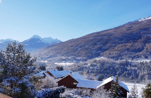 Saint-Chaffrey Ski Chalet | NICE 8 PERSONS SEMI-DETACHED CHALET