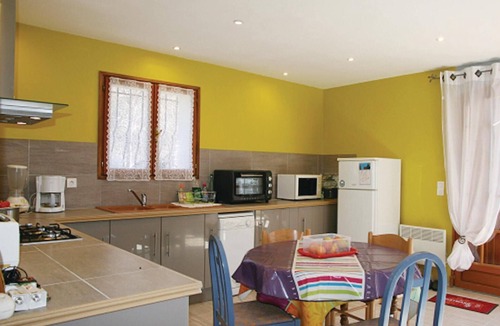 Puget-sur-Argens Apartment | Nice apartment in Puget-sur-Argens