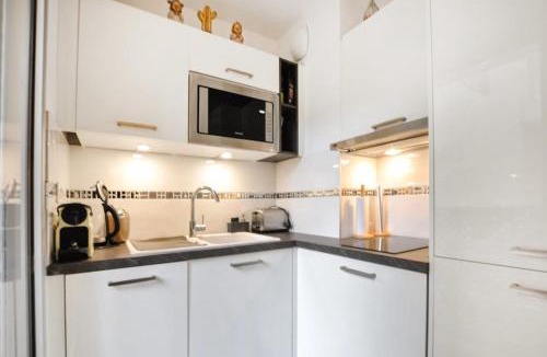 Le Suquet Apartment | Nice studio for two close to the beaches of Cannes