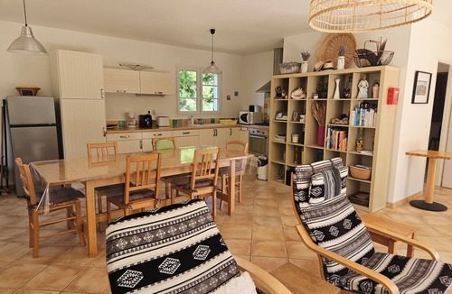 Plan-d'Aups-Sainte-Baume Villa | Our Ideal Nature Villa: A Quiet, Tree-Lined 3-Star Villa