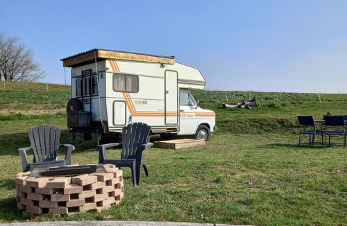 Saint-Barthelemy-le-Plain House | Overnight stay in a vintage camper