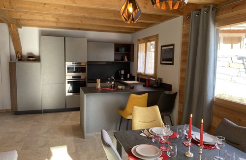Chantemerle Ski Chalet | Panoramic Chalet | View, Hot Tub, Sauna, Fireplace, Terrace | Serre Chevalier