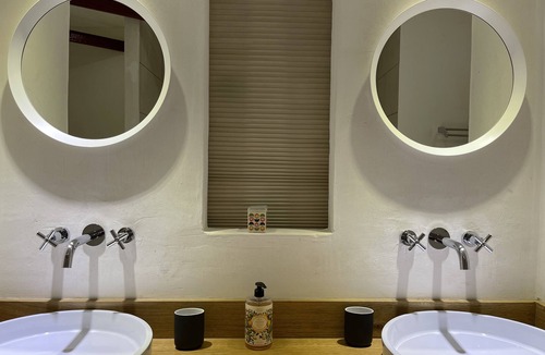 Rustrel Bed & Breakfast | Parenthèse En Luberon