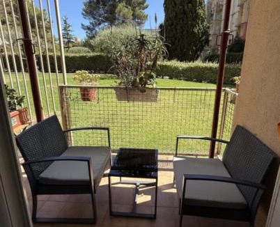 Le Ray Apartment | Peaceful Nice Apartment Garden View, 20 min from beach
