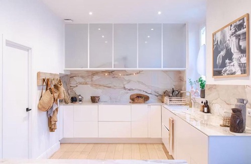 Prado - Republique Apartment | Pearl Full by Halldis