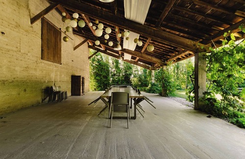 Les Vosserts House | Pebble house with pool and jacuzzi