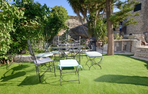 Pianotolli-Caldarello Apartment | Pet Friendly Apartment