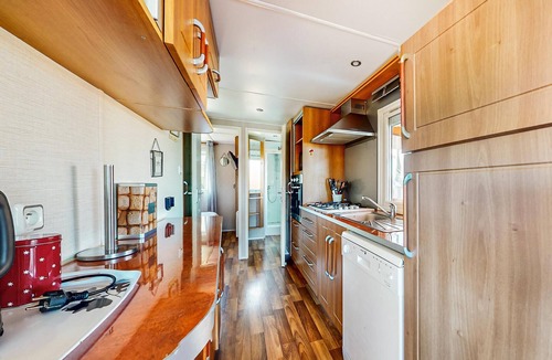 Sainte Gemme House | Pet friendly home in Sainte-Gemme