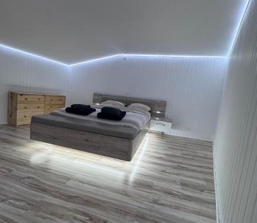Perrier Apartment | Petit cocon près des grottes de Perrier