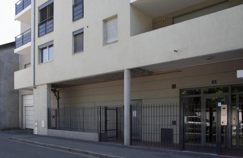 Decines-Charpieu Apartment | Petit nid douillet Décines