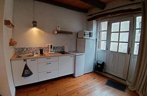 Sonnac Apartment | Petit studio paisible au cœur du village