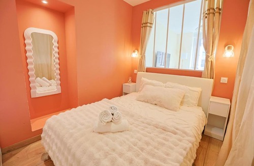 Saint-Roch - Badouillere - Chavanelle Apartment | Petite Perle St Roch - Vue Église - Netflix & Wifi Fibre