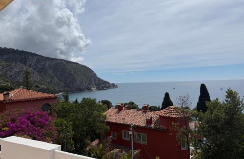 Eze Villa | PetitEze