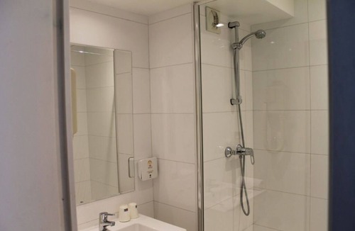 Le Cannet House | Piscine Rooftop | Chambre +Terrasse Privée