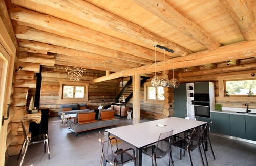 Font-Romeu-Odeillo-Via Ski Chalet | Polar Bear Chalet