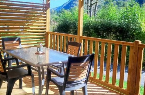 Estaing House | Practical mobile home, pets welcome - 4 guests