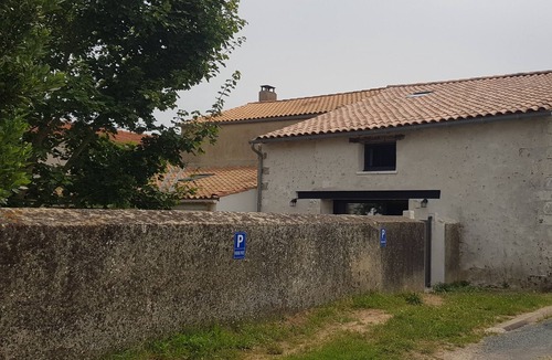 Saint-Just-Luzac House | Propriété au Abords de L'île D'oléron et de Royan
