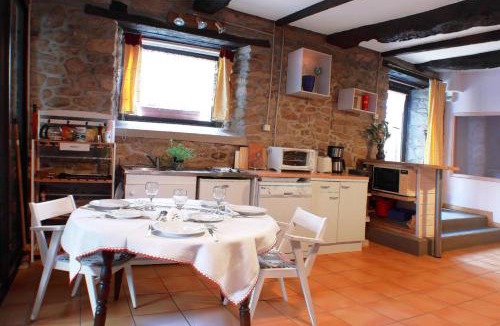Theix-Noyalo House | Propriete d'une chambre avec piscine partagee et terrasse a Theix a 9 km de la plage