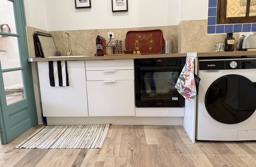 Cotignac Apartment | Provencal apartment in the heart of Cotignac